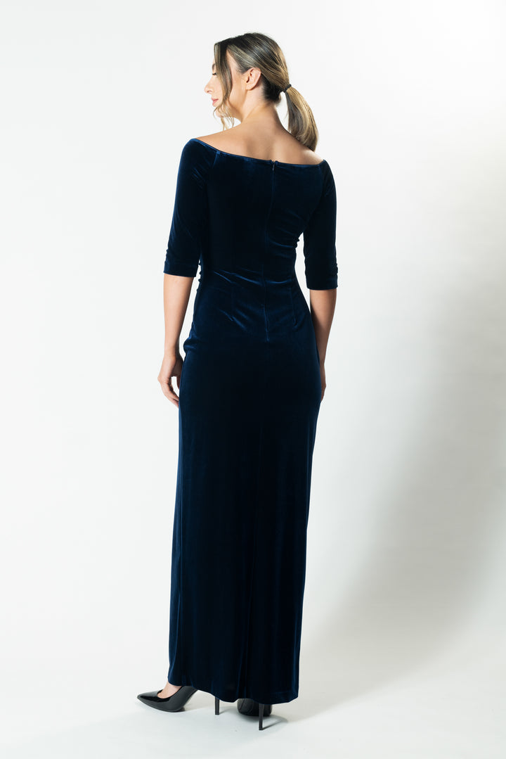 SILHOUETTE Gather Front 3/4 Sleeve Gown