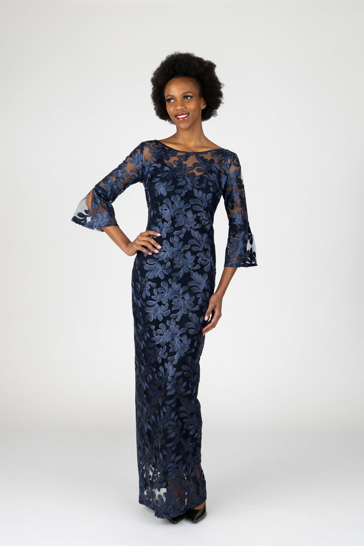 ELYSE 3/4 Sleeve Gown