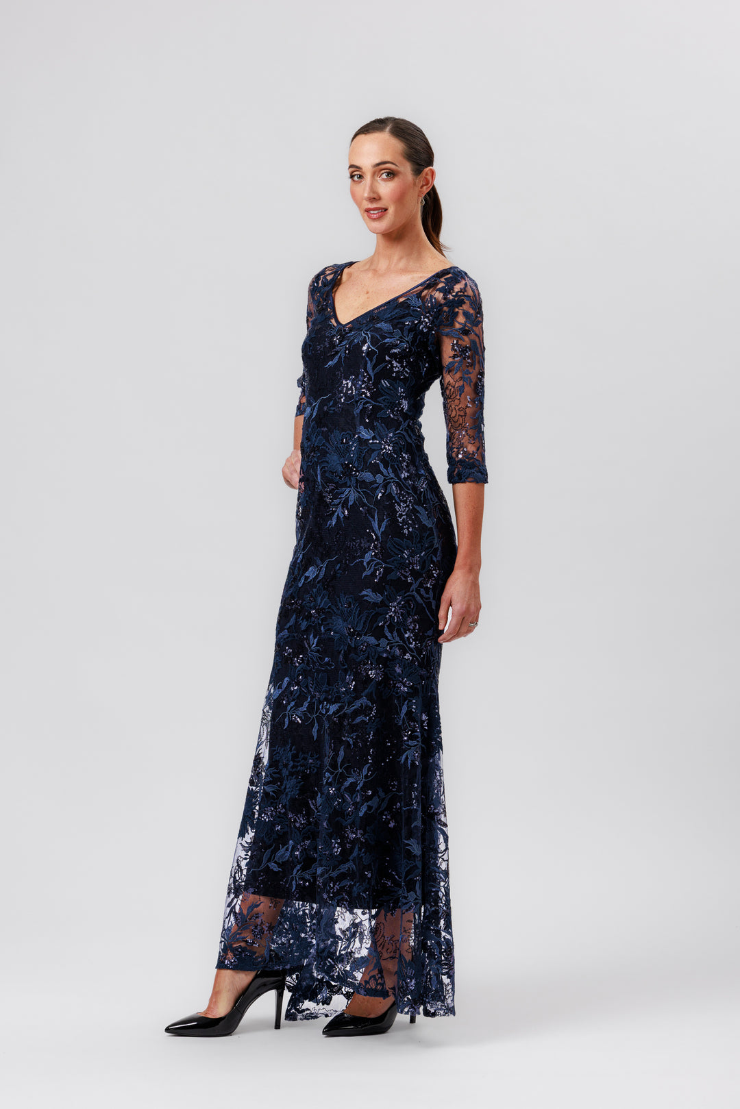 EVA 3/4 Sleeve Flute Hem Gown