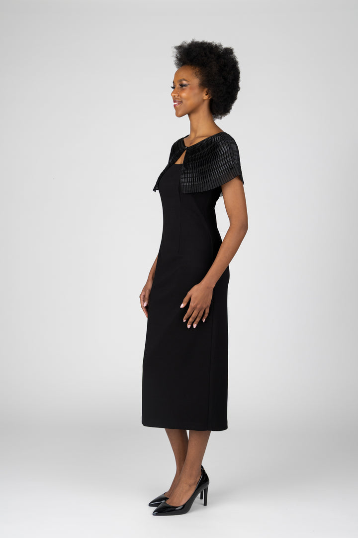 PARIS Pleat Crop Cape