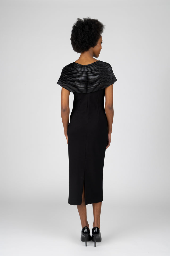PARIS Pleat Crop Cape